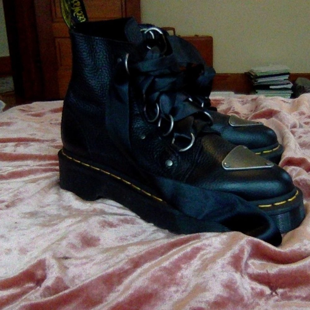 Doc Marten Farylle with Ribbon Laces